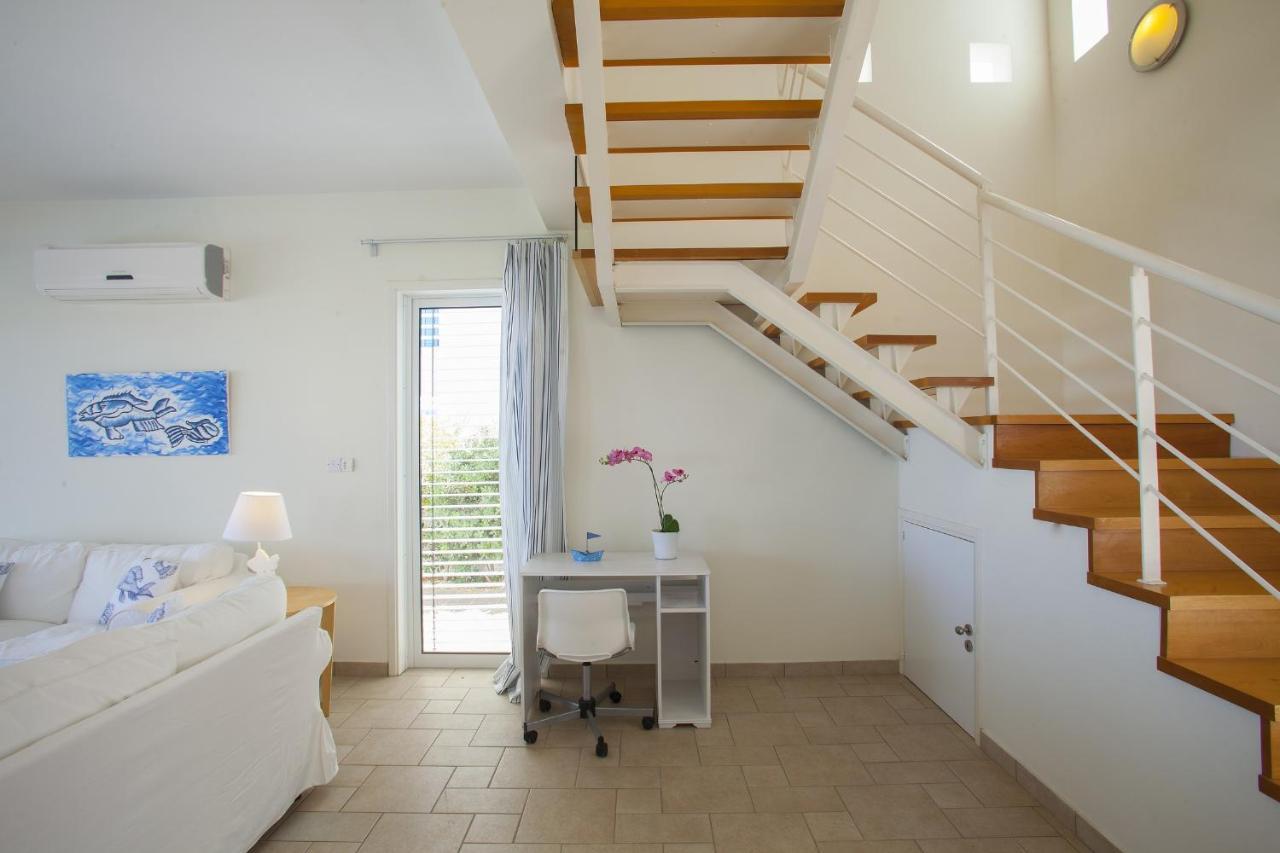 Protaras Seafront Villa Melissa Eksteriør bilde
