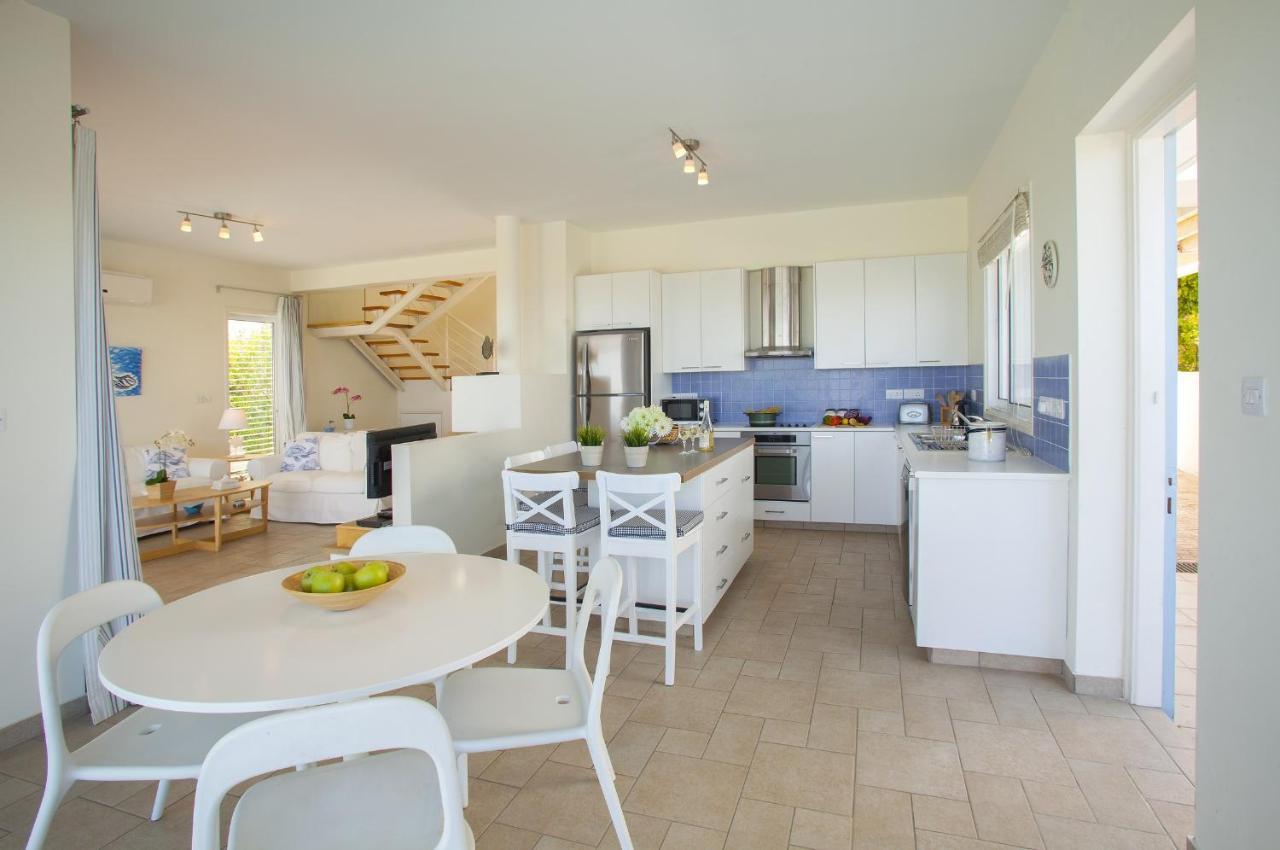 Protaras Seafront Villa Melissa Eksteriør bilde